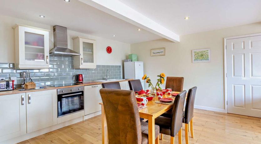 Photo of 3 Bed in Yeovil