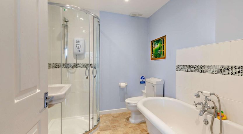 Photo of 3 Bed in Yeovil