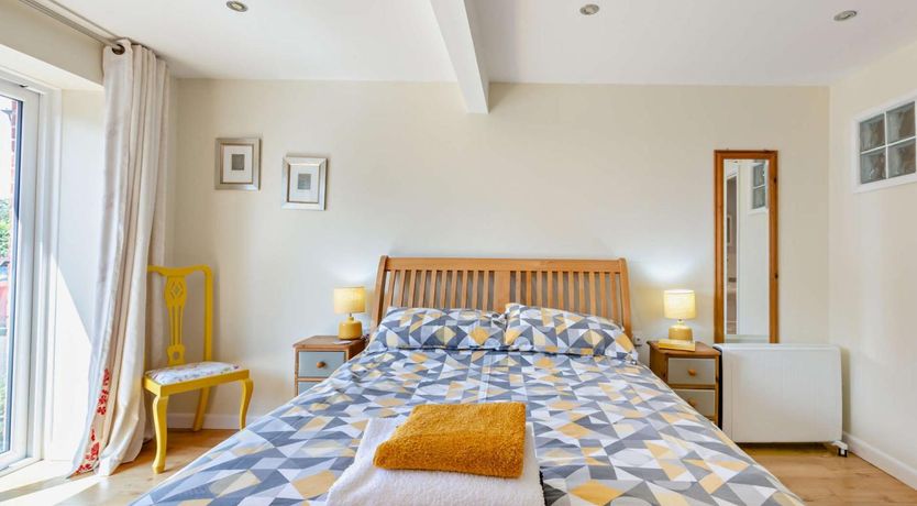 Photo of 3 Bed in Yeovil