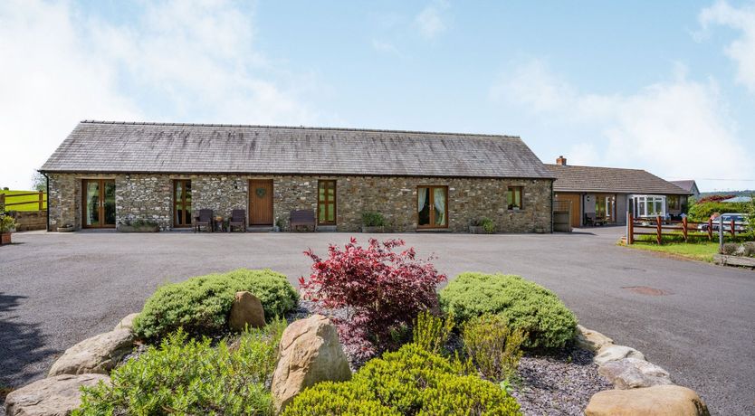 Photo of Ysgubor Hir