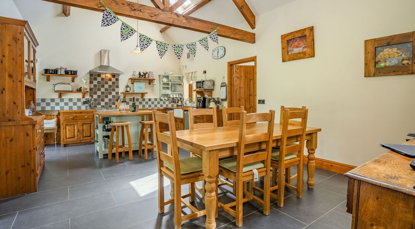 Photo of Ysgubor Hir