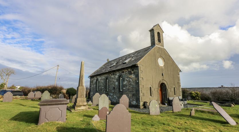 Photo of Eglwys St Cynfil