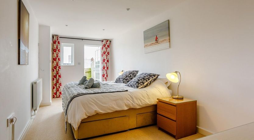 Photo of 3 Bed in Appledore