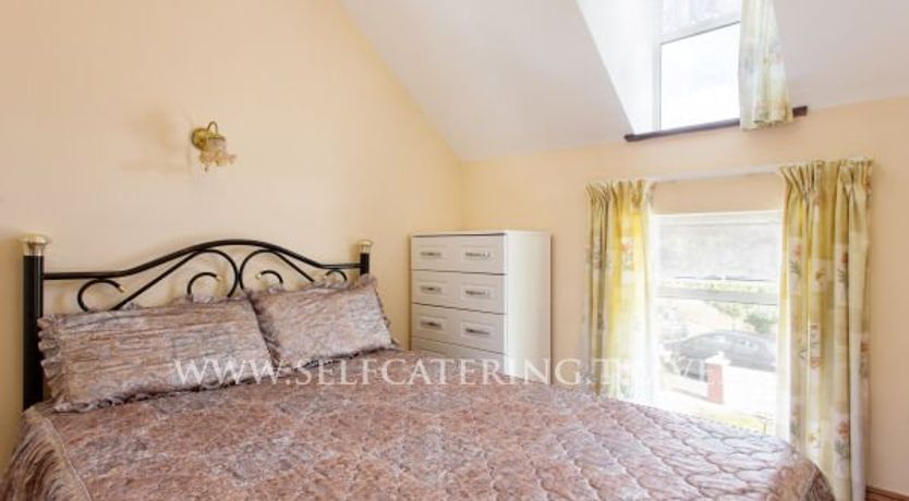 Photo of Waterfall House