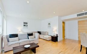 Photo of Three Bedroom Luxury Apartment