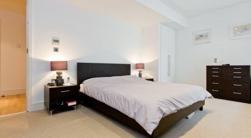 Photo of Three Bedroom Luxury Apartment