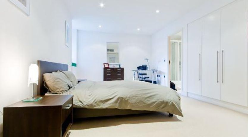 Photo of Three Bedroom Luxury Apartment