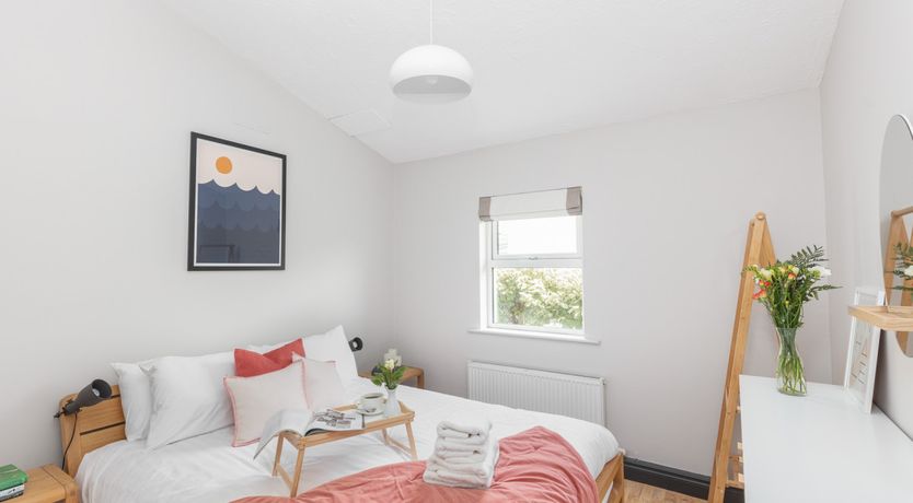 Photo of The Sleepy Shell - AVAILABLE SUMMER DATES