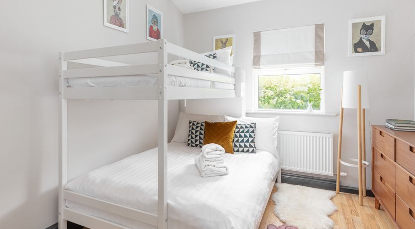 Photo of The Sleepy Shell - AVAILABLE SUMMER DATES