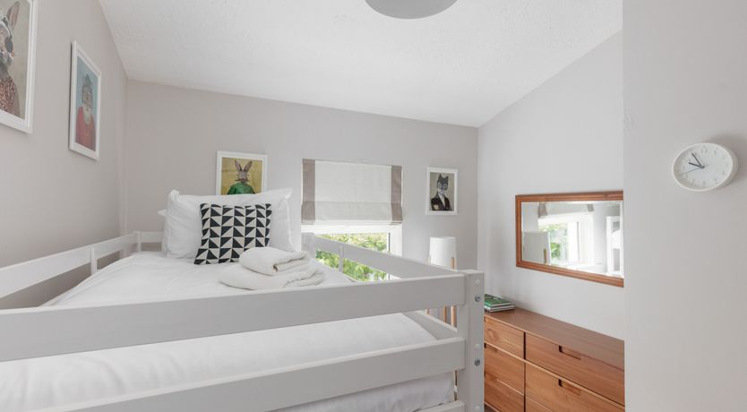 Photo of The Sleepy Shell - AVAILABLE SUMMER DATES