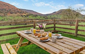 in Crickhowell  (MAWRW) Holiday Cottage