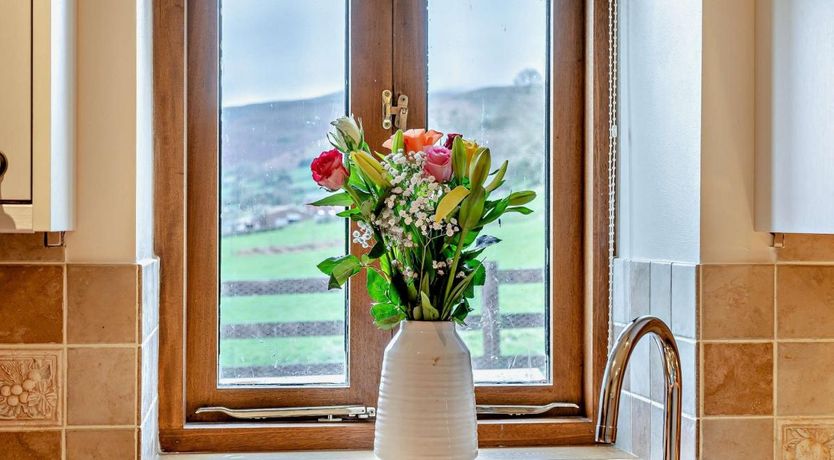 Photo of 2 Bed in Cwmdu