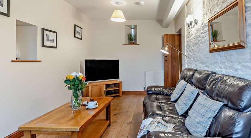 Photo of 2 Bed in Cwmdu