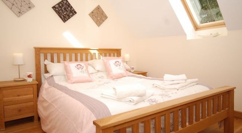 Photo of 3 Bed in Cwmdu