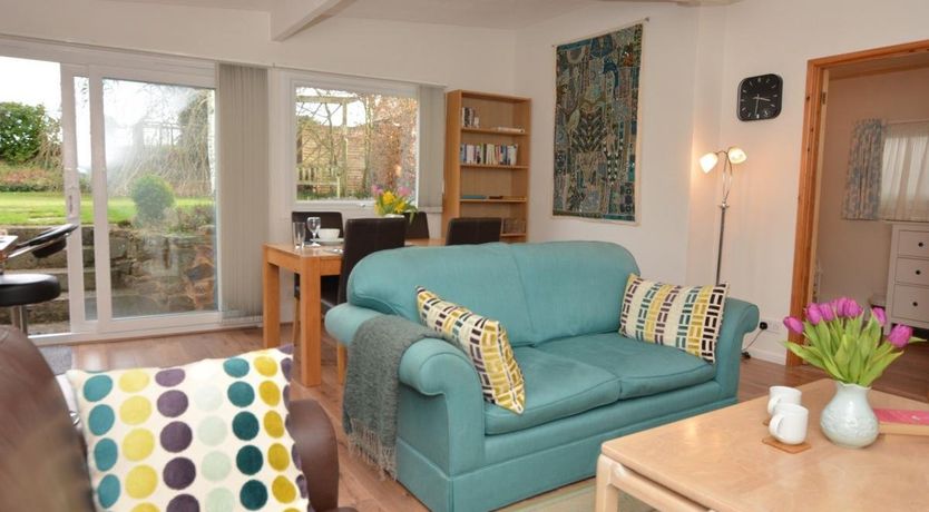 Photo of 1 Bed in Blue Anchor