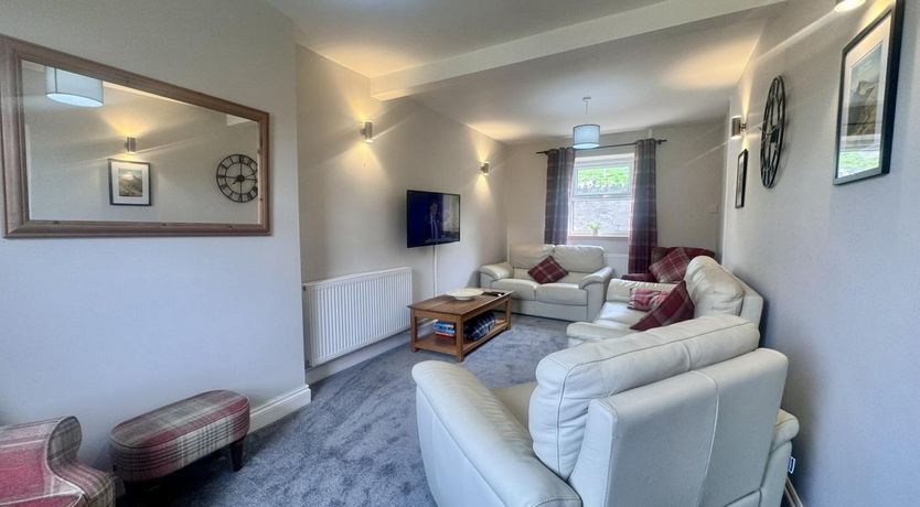 Photo of 4 Bed in Crickhowell