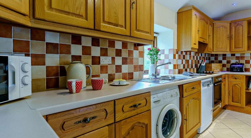 Photo of 2 Bed in Cwmdu