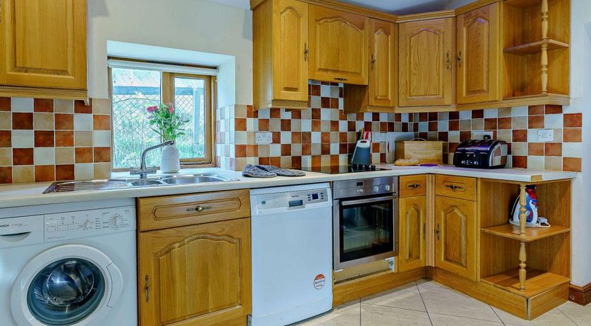 Photo of 2 Bed in Cwmdu