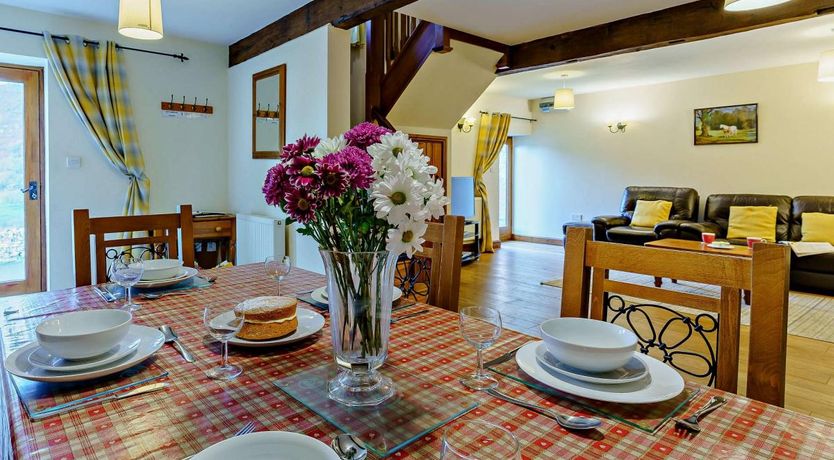 Photo of 2 Bed in Cwmdu