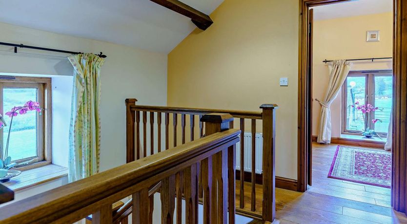 Photo of 2 Bed in Cwmdu