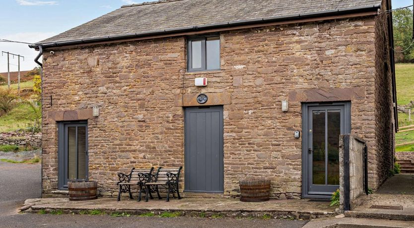 Photo of 2 Bed in Crickhowell