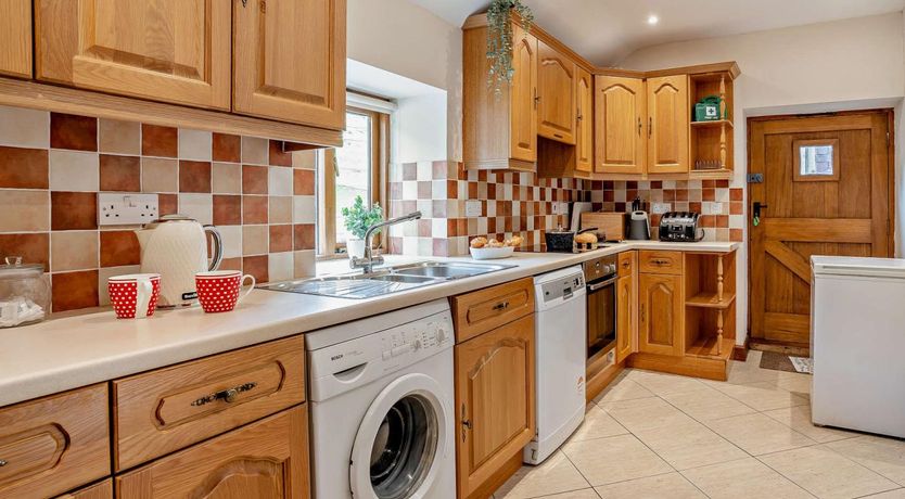 Photo of 2 Bed in Crickhowell