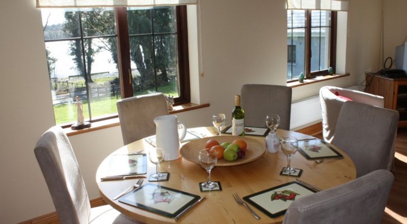 Photo of Lakeside Cottages