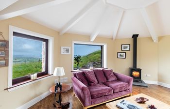 Railway Cottage - Eagle's nest view Holiday Cottage