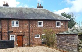 Photo of 3-apsley-cottages-romantic-cottage