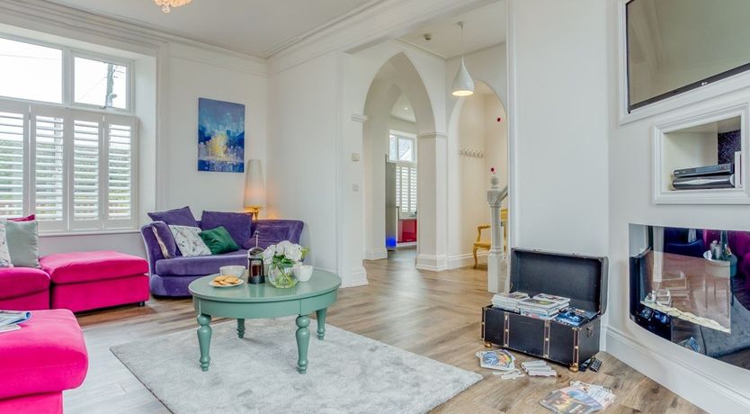 Photo of 6 Bed in Bideford