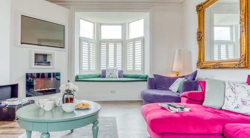 Photo of 6 Bed in Bideford