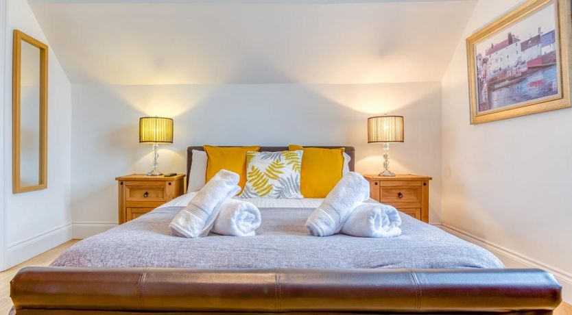 Photo of 6 Bed in Bideford