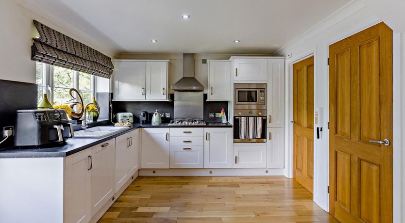 Photo of 4 Bed in Bideford