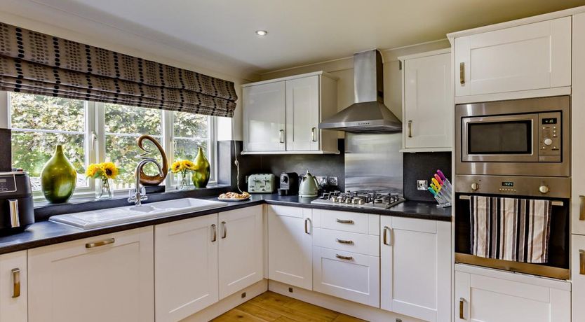 Photo of 4 Bed in Bideford