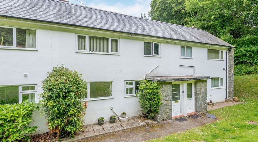 Photo of 17 Glyn Y Marian