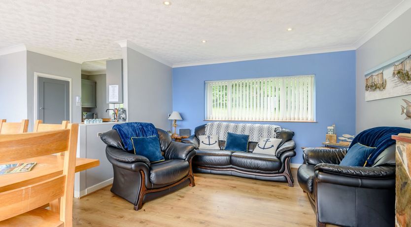 Photo of 17 Glyn Y Marian