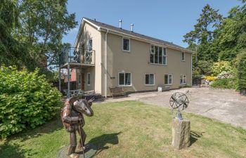 The Schoolhouse Bakehouse Apartment