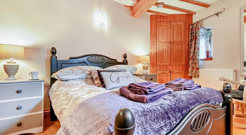 Photo of 2 Bed in Menheniot