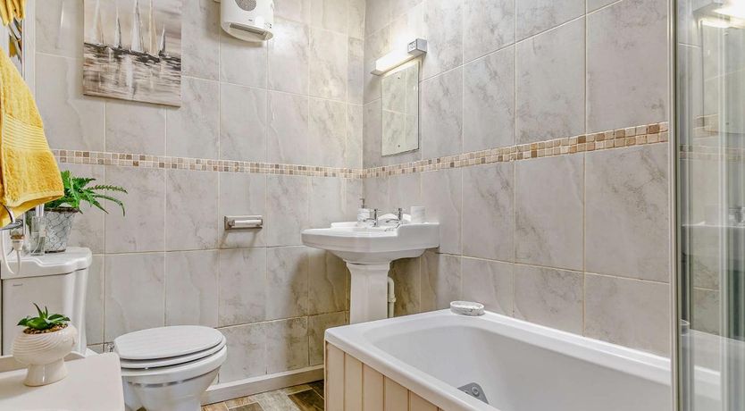 Photo of 2 Bed in Menheniot