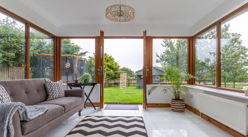 Photo of 5 Bed in Morwenstow