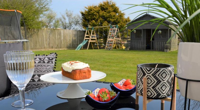 Photo of 5 Bed in Morwenstow