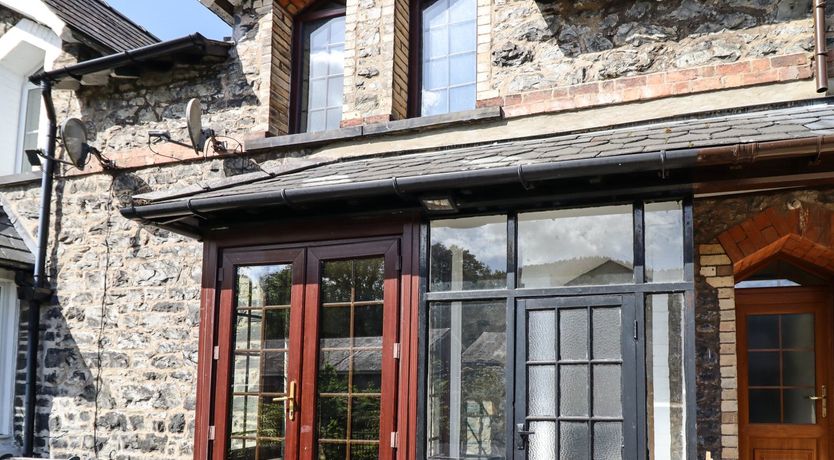 Photo of 3 Railway Cottages