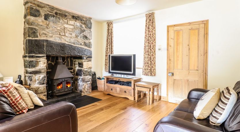 Photo of 3 Railway Cottages