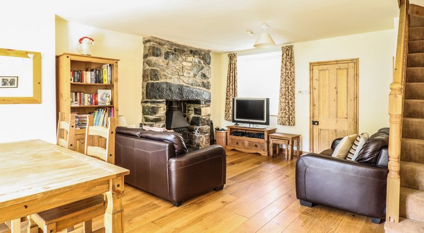 Photo of 3 Railway Cottages