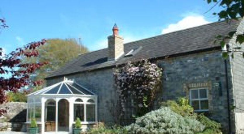 Photo of Courtyard Cottages 1