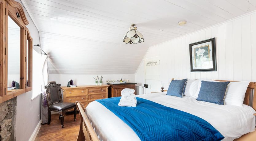 Photo of Coachmans Cottage - MAGICAL HIDEAWAY