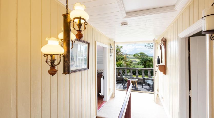 Photo of Coachmans Cottage - MAGICAL HIDEAWAY