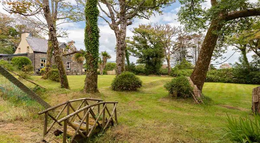 Photo of Coachmans Cottage - MAGICAL HIDEAWAY