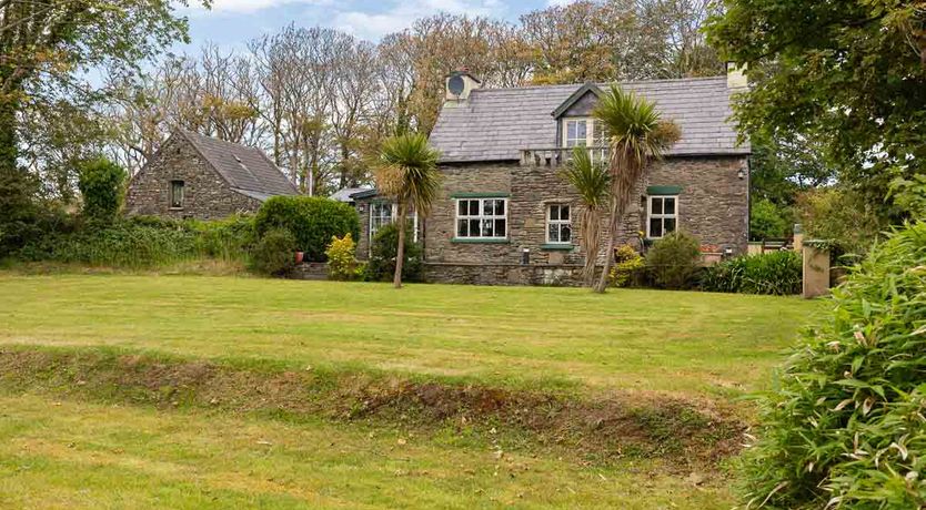 Photo of Coachmans Cottage - MAGICAL HIDEAWAY