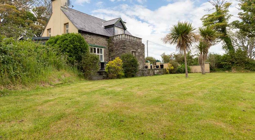 Photo of Coachmans Cottage - MAGICAL HIDEAWAY